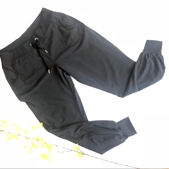 Athleta Pants - Athleta Black Flux Jogger Pants